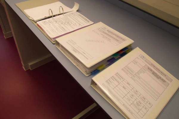 Filling line isolator environmental monitoring post VHP bio-decontamination cycle qualification